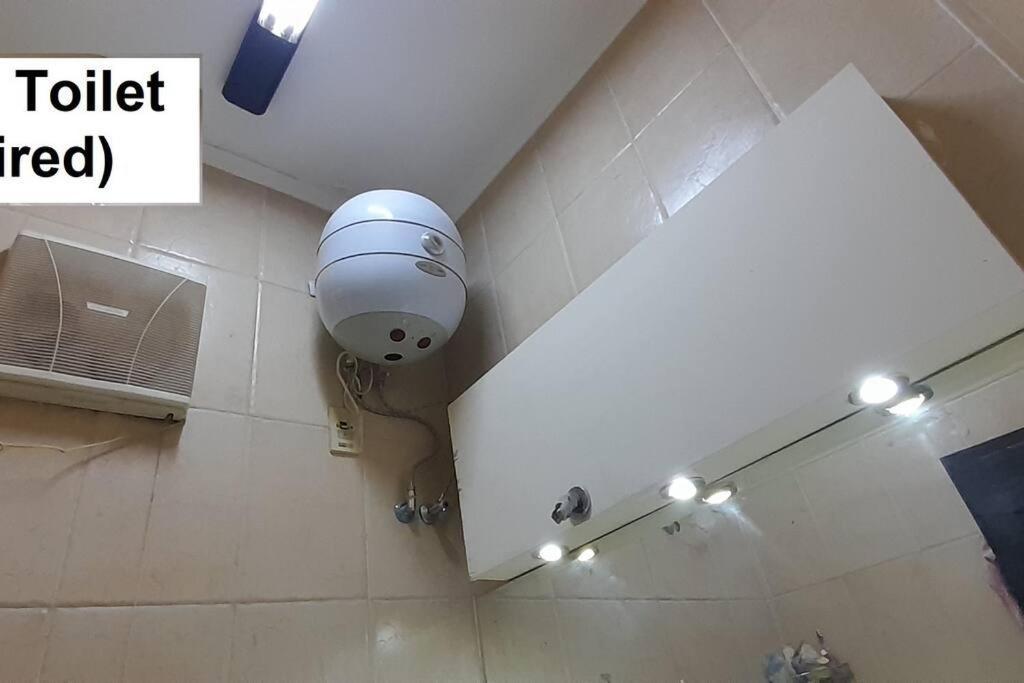 Rooms, Shared With A Separate Private Entrance In Nasr City,cairo,egypt Near The New Malaysian Students Building, The Abana, Al-fajr Institute For Teaching Languages 15 Min From International Airport, 25 Min Downtown And 40 Min To Pyr El Cairo