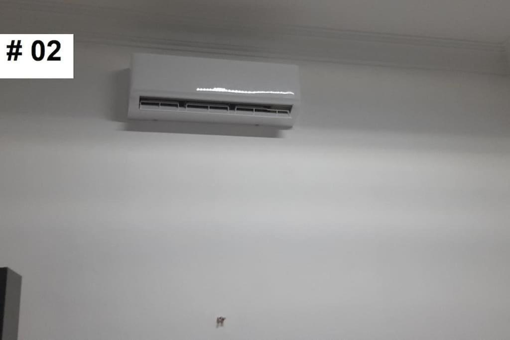 Rooms, Shared With A Separate Private Entrance In Nasr City,cairo,egypt Near The New Malaysian Students Building, The Abana, Al-fajr Institute For Teaching Languages 15 Min From International Airport, 25 Min Downtown And 40 Min To Pyr Habitación en casa particular *